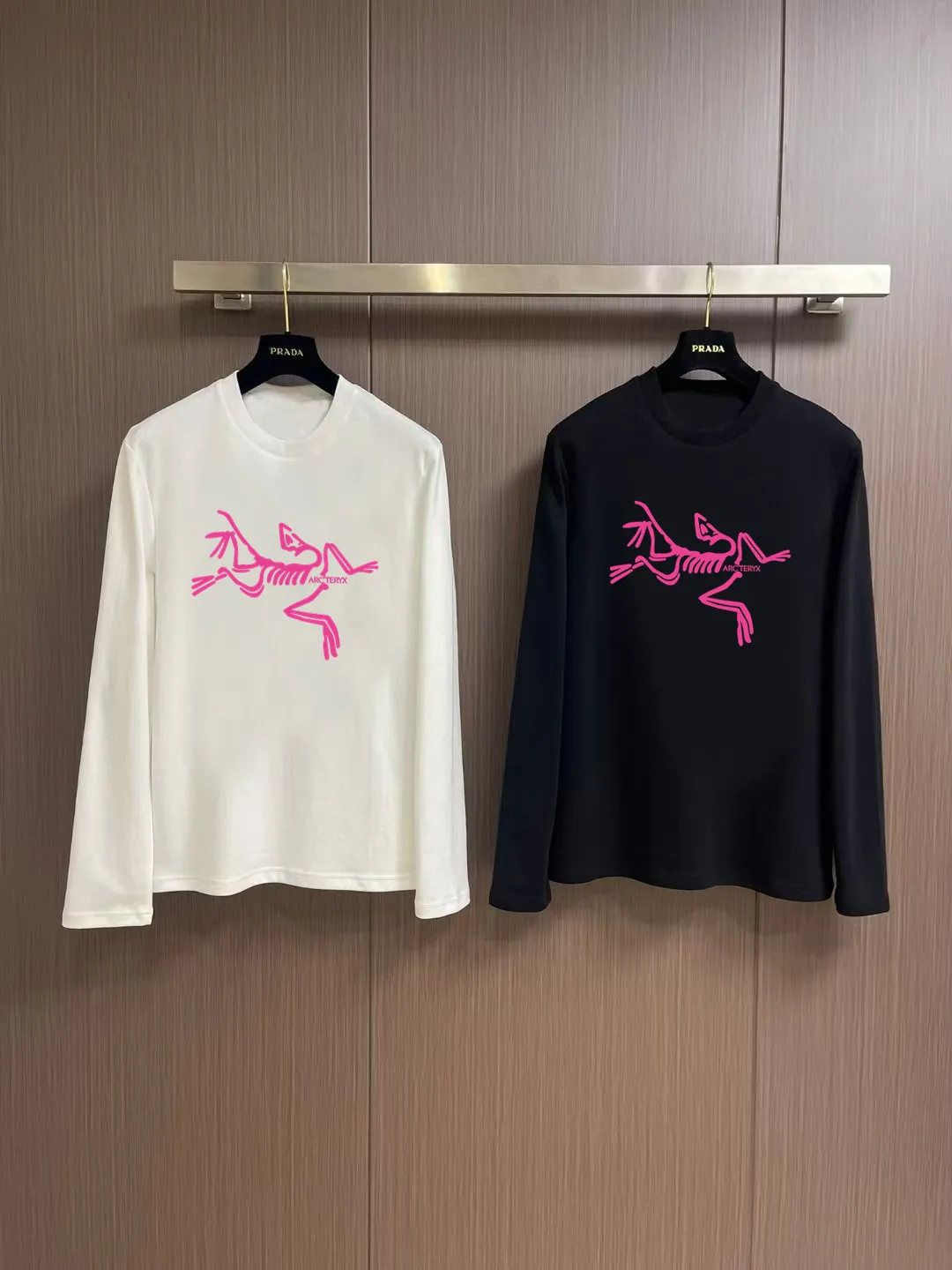 《𝙉𝙚𝙬🤍🖤 》 2026 New Arrival T ， ， logo ， Breathable ， ， ， ， ， ， ， ， ， ！ ：White Black Sizes： S M L XL XXL ：50.5 53 55 58 60 ： 69 71 73 75 77 ： 48 50.5 53 55.5 58 ： 58 59 60 60 61 ， 1-3CM